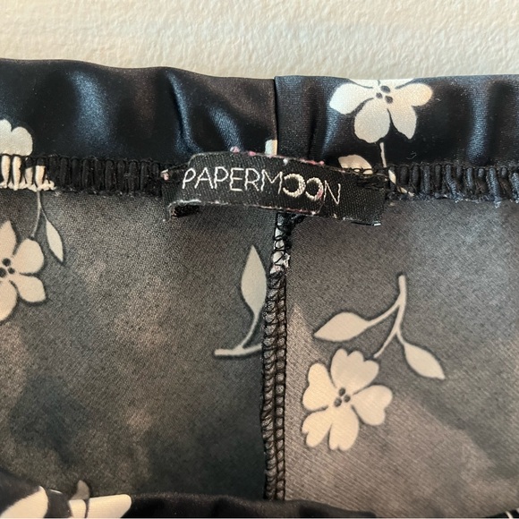 Cute Trendy Floral Black Maxi Skirt - Picture 3 of 3